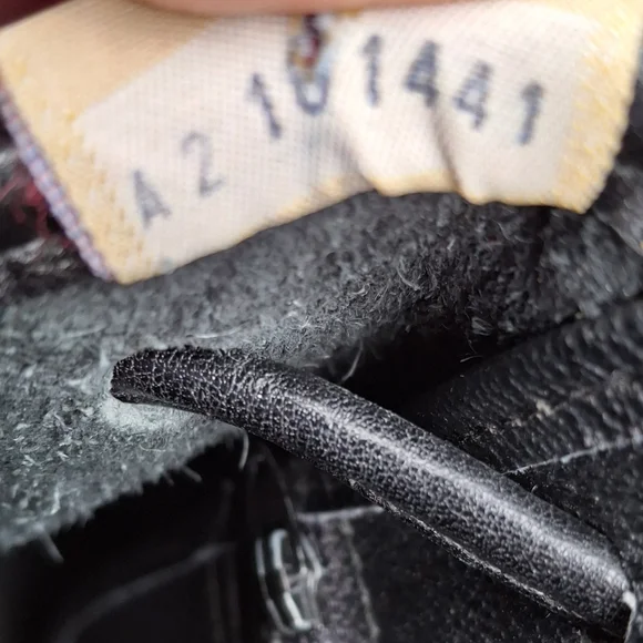 Vintage Dooney & Bourke Black AWL Pebbled Leather Mini Canyon Backpack - Picture 11 of 14